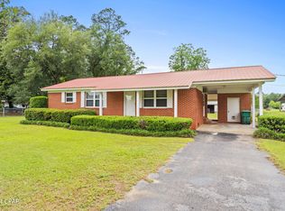 392 Highway 77, Chipley, FL 32428