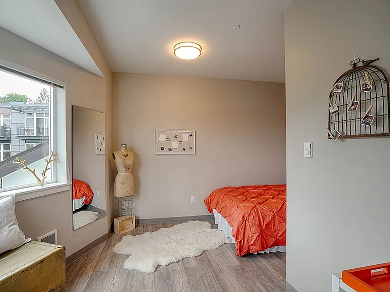Madison 2.0 Studios — Photo 25