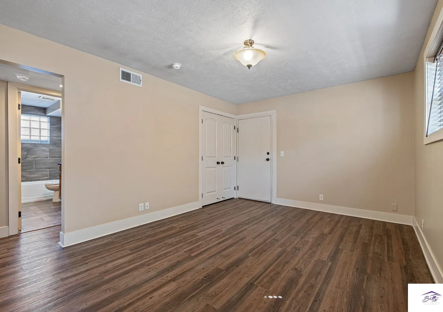 The Henry — Photo 4