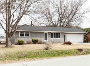 3907 G St, Amana, IA 52203