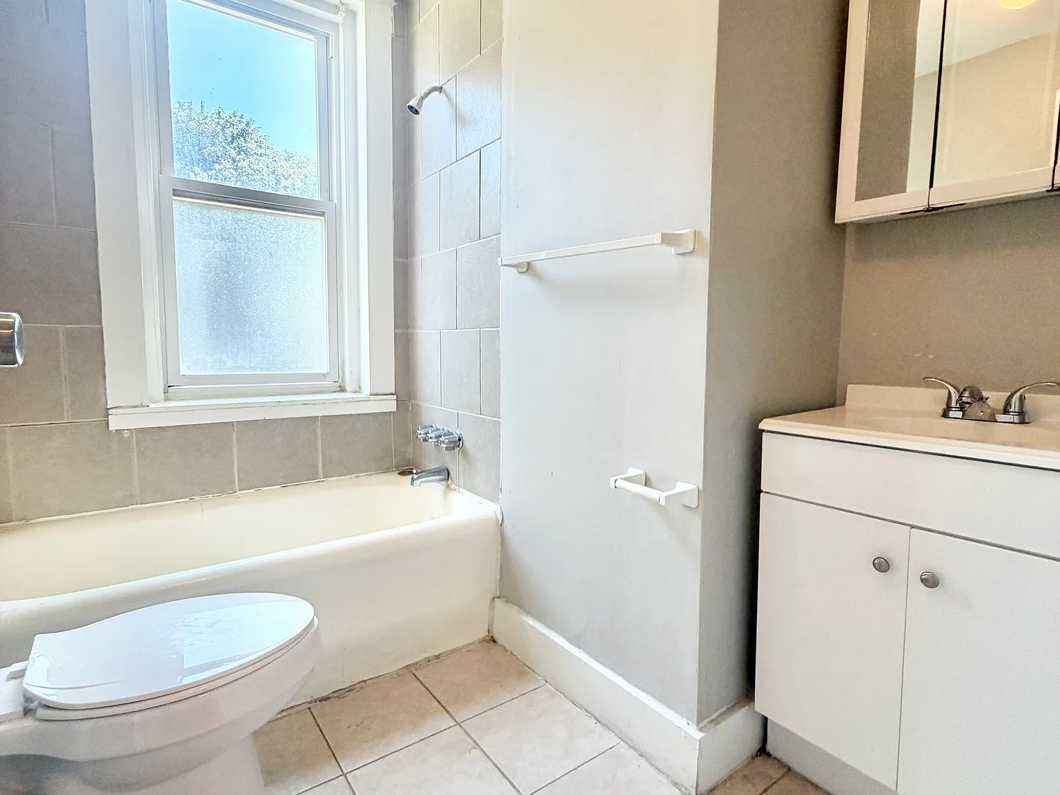 1 bed, 700 sqft, $1,525 — Photo 4