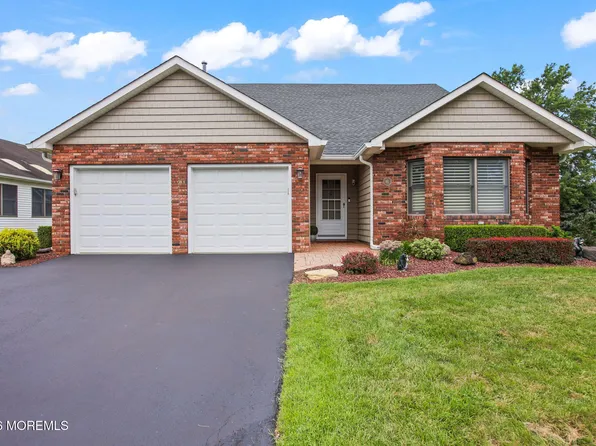 65 Murray Hill Terrace, Marlboro, NJ 07746