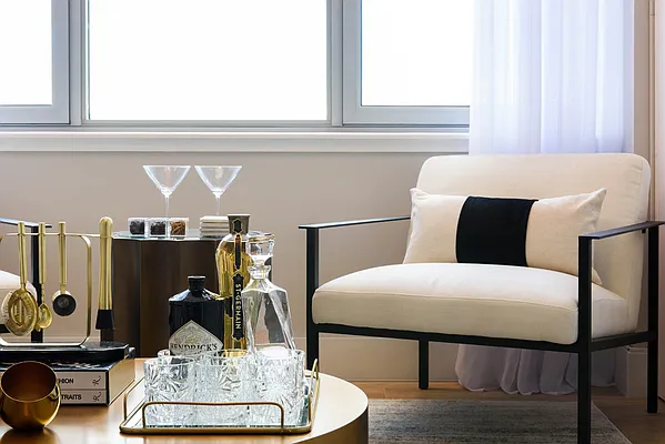 Sold by Compass | media 25