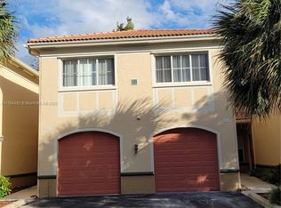 2445-2445 Centergate Dr #104, Hollywood, FL 33025