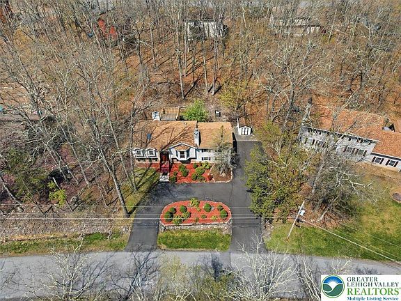 3rd image of 338 Fernwood Dr