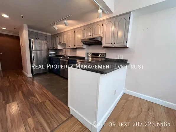 245 Broadway APT 106, South Portland, ME 04106