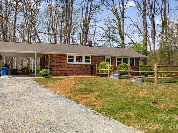 194 Carolina Ave, Brevard, NC 28712