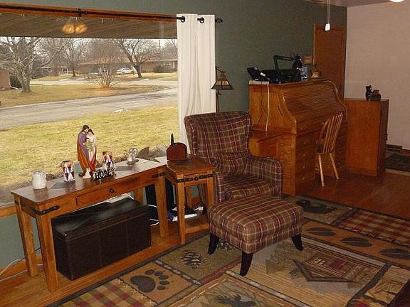 4th image of 274 Westward Dr