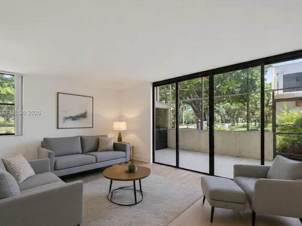 20300 W Country Club Dr APT 106-3, Aventura, FL 33180