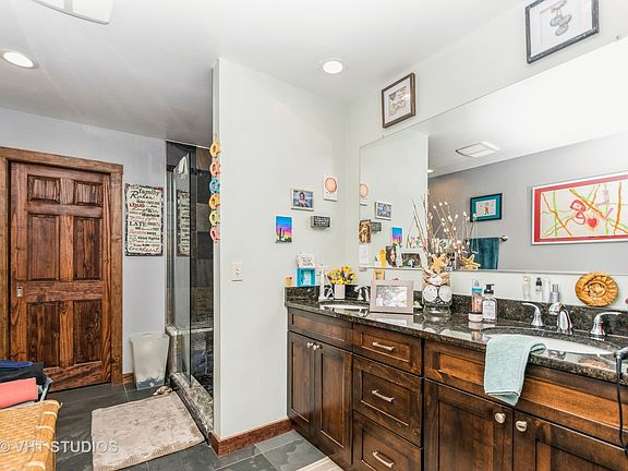 4th image of 5250 W 170th St