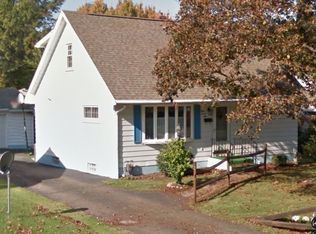 824 Michigan Blvd, Erie, PA 16505