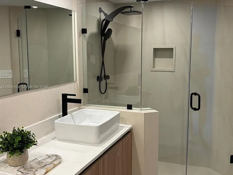 6301 Collins Ave #908 — Photo 9