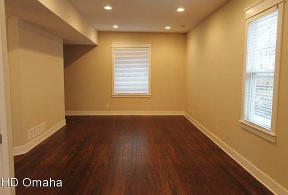 5th image of 2108 Vinton St #4813223