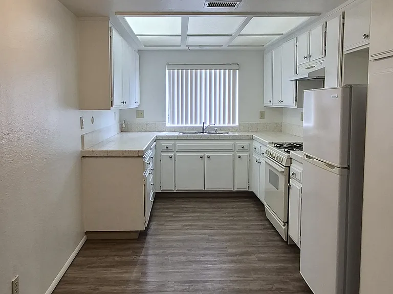 2673 Milton Ave #12 — Photo 6