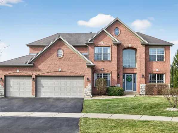 368 Kingsbury Dr, Dekalb, IL 60115