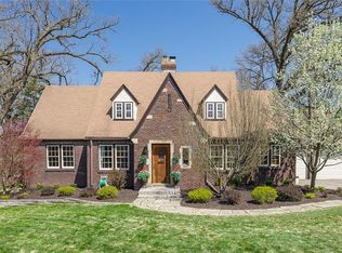 4817 Pleasant St, Des Moines, IA 50312