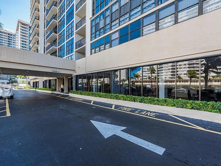 2049 S Ocean Dr #2 — Photo 5