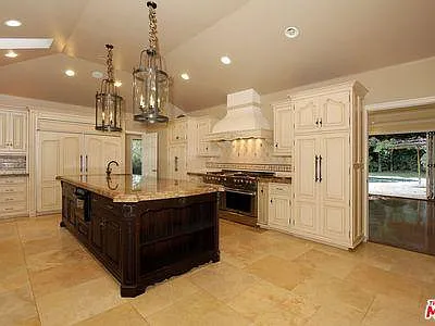 1681 Stone Canyon Rd — Photo 29