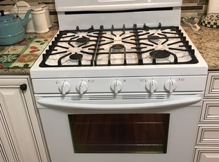 41 Elmswell Ave, Manchester, NJ 08759