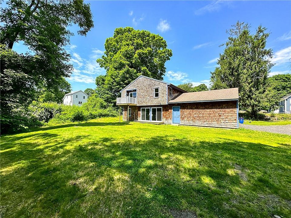 948 Main St, Hope Valley, RI 02832 Zillow