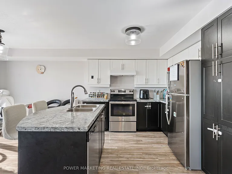 2240 Tenth Line Rd #8 — Photo 12