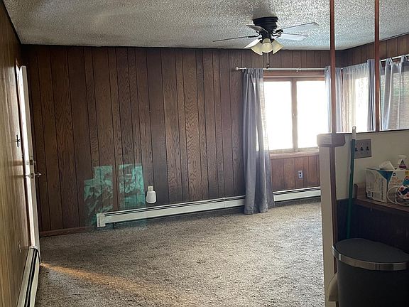 5th image of 123 Bridget Ave