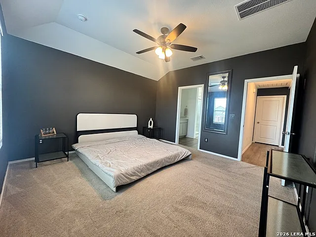 370 Carmello — Photo 13