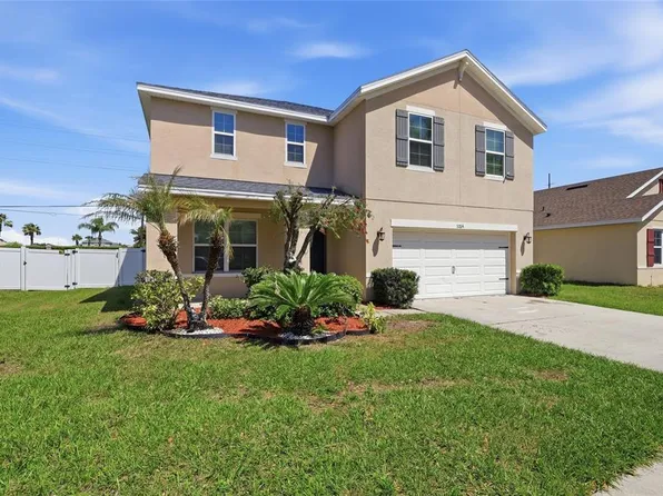 3204 Azalea Blossom Dr, Plant City, FL 33567