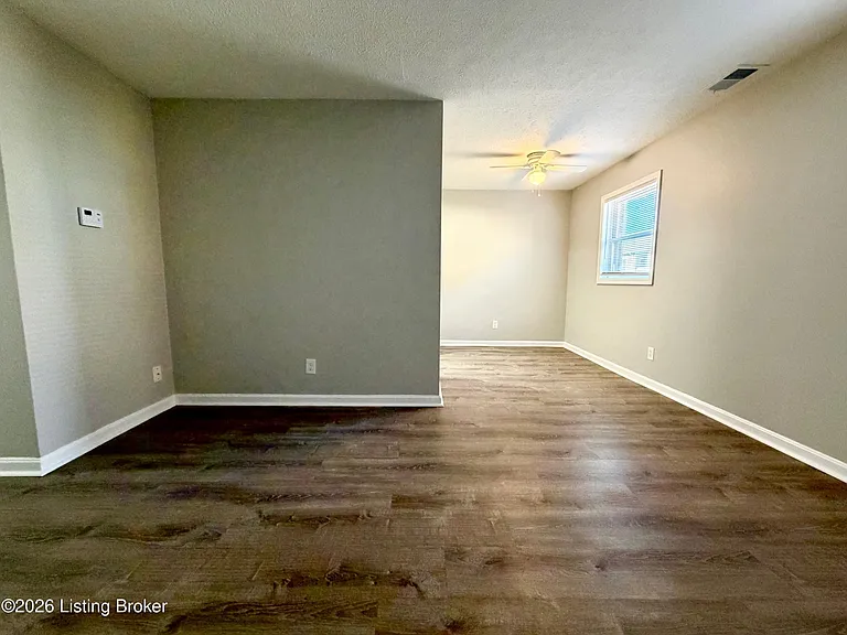 1922 Silver St #4 — Photo 2