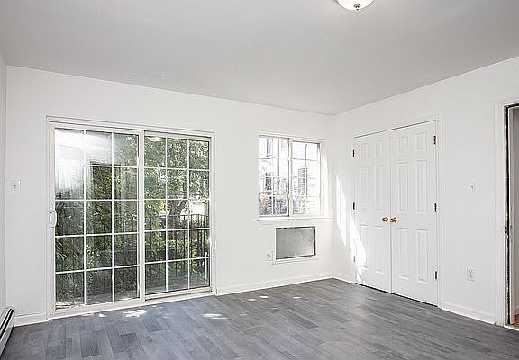 2nd image of 500 Central Ave #1