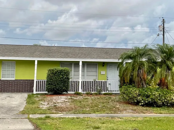 413 Huron Pl, West Palm Beach, FL 33409