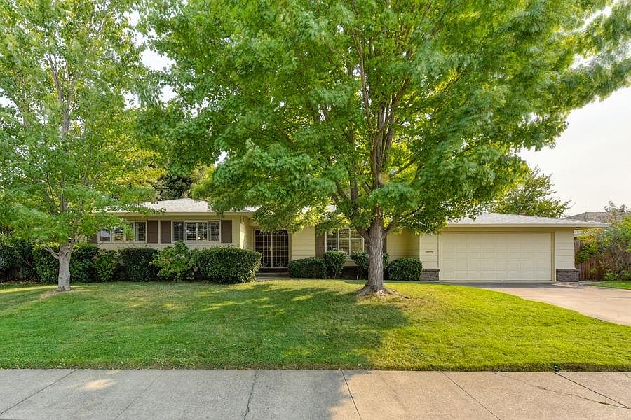 1st image of 6637 Gloria Dr
