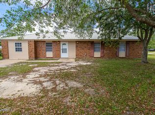 7125 Thornbriar St, Ocean Springs, MS 39564