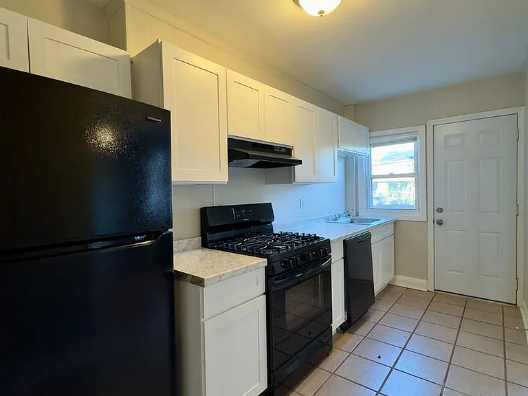 2959 Liberty Pkwy — Photo 19