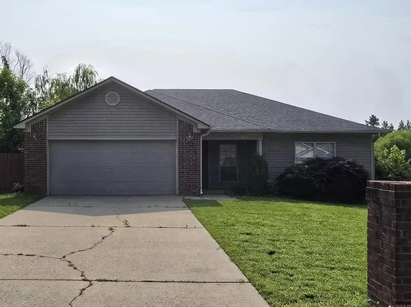 215 Weathering Cir, Austin, AR 72007