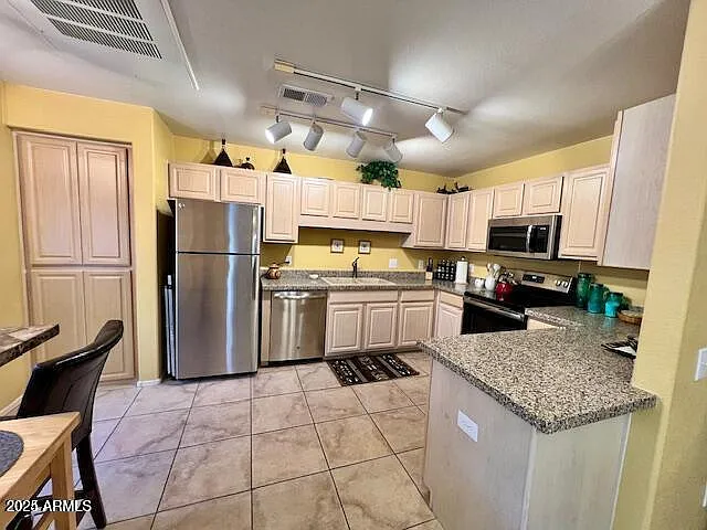 15151 N Frank Lloyd Wright Blvd #1085 — Photo 12