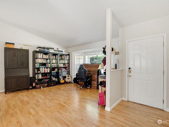 3rd image of 14018 98th Street Ct NW