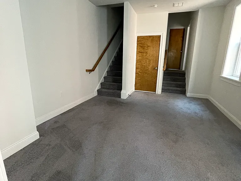4049 Spruce St #A — Photo 8