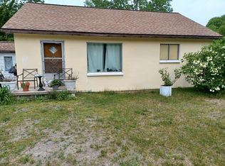 198 E Farr Rd, Muskegon, MI 49441