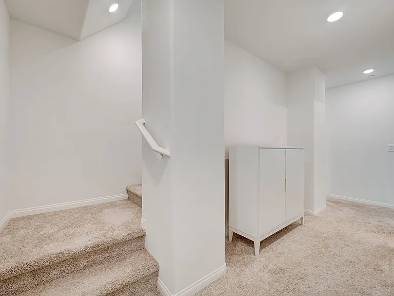 5641 Fathom Blue St — Photo 32