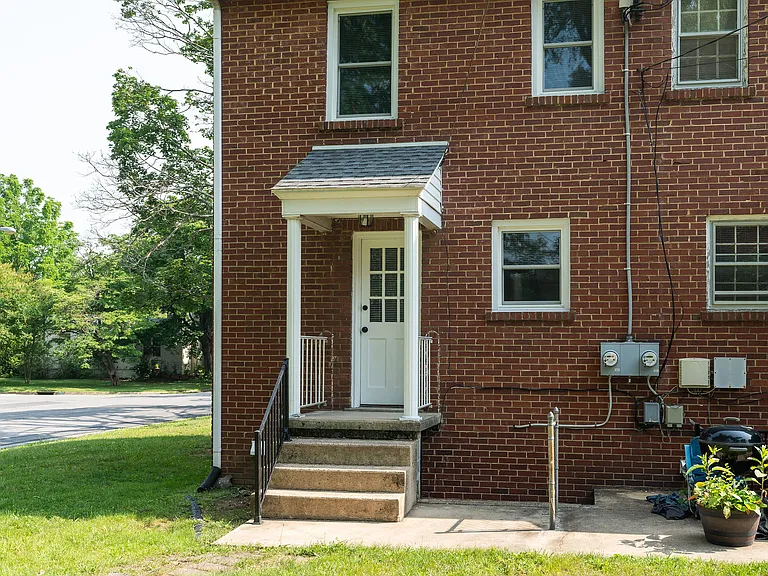 1434 Mulberry St — Photo 19