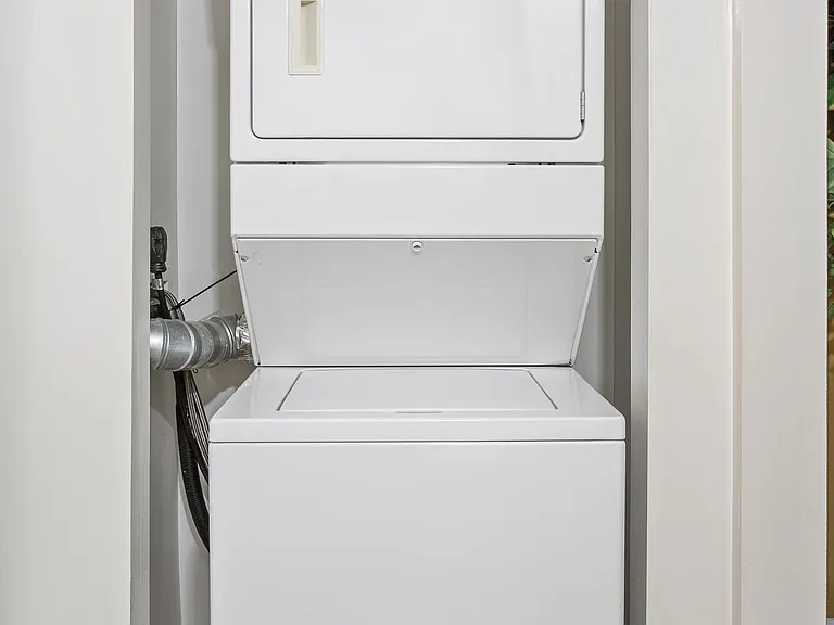 In-Unit Washer & Dryer