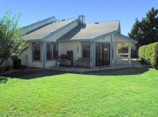 2208 Corral Dr, Auburn, CA 95603