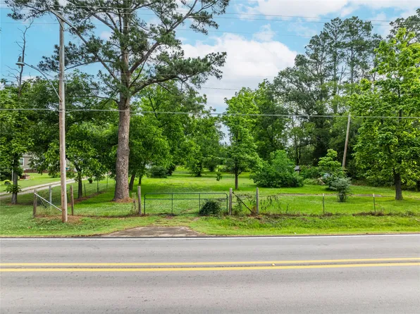 509 Clarksville St, Bogata, TX 75417