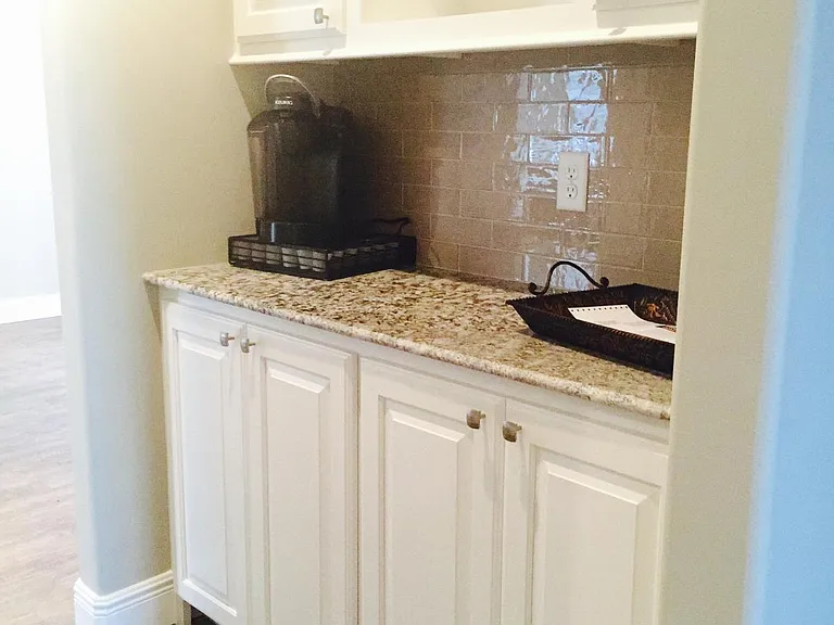 1394 Trisha Ct — Photo 5
