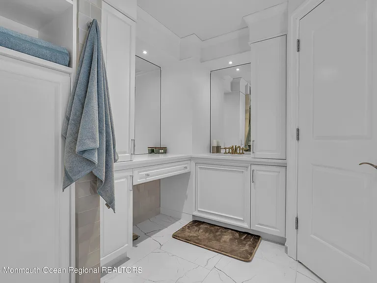 502 Brighton Ave — Photo 37