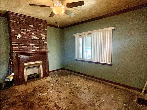 5th image of 401 28th St