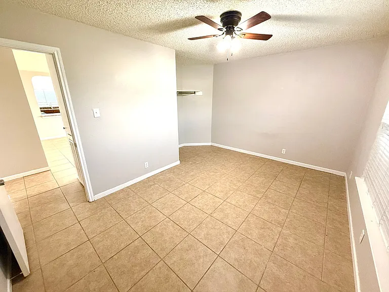 1530 Richland Hills Dr — Photo 16