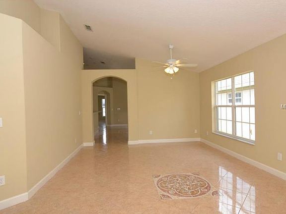 5th image of 11069 Taeda Dr