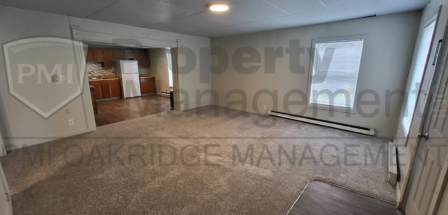 1 bed, 1.0 bath, $585 — Photo 4